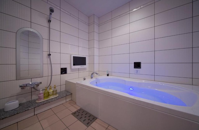 JEWEL HOTEL LUXURY MODERN (Adult Only)