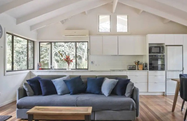 Jewels of the Valley Home