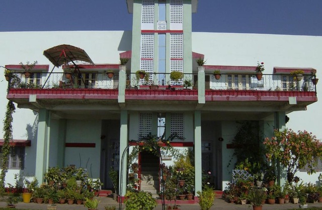 Jheelam Homestay