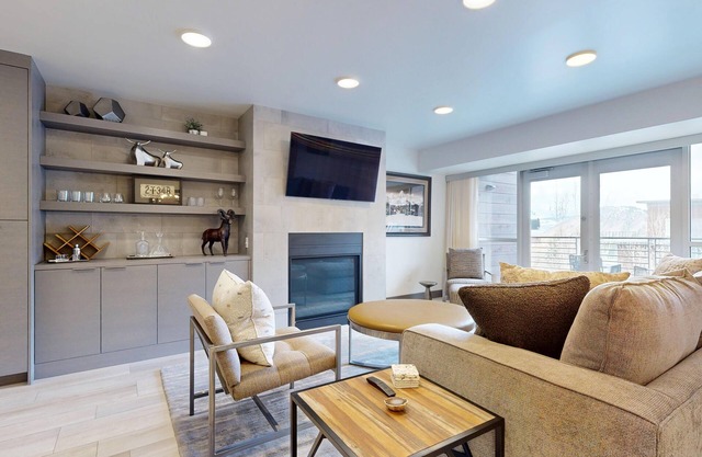 JHRL - Peak Retreat in Downtown Jackson