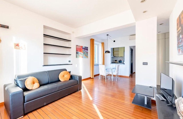 JOIVY Modern flat next to the sea