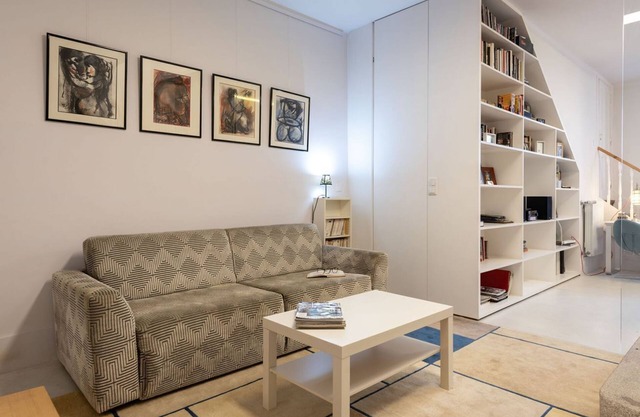 JOIVY Splendid flat w/patio