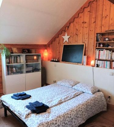 Jolie chambre châlet Chez Marine
