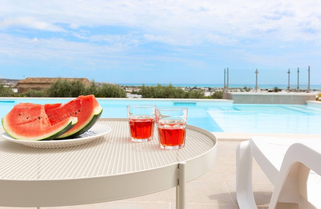 Joy, emotions of Casa Barone, sea view, swimming pool, wifi, barbecue