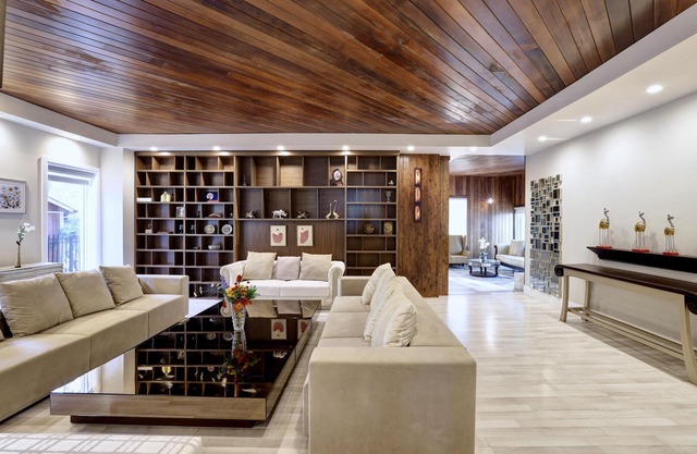 Joyful Mansion with Charm Indoor