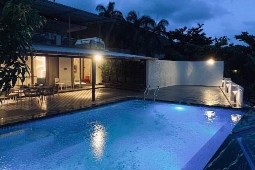 Jumbo Sapphire Luxe,2BHK Chalet with Private Pool & Jacuzzi