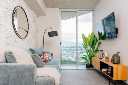 Jungle at 24, City Views and Wonderland Vibes!