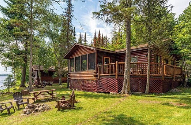 Juniper 2 Bedrooms, 3 beds