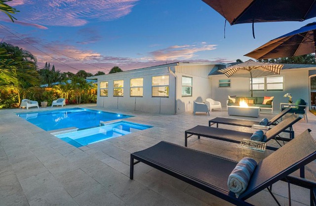 Jupiter Sands, Tequesta, NEW Pool & Spa!