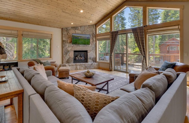 Just Grand: A Tahoe Pines Retreat with Luxury, Comfort, and Adventure at Your Do