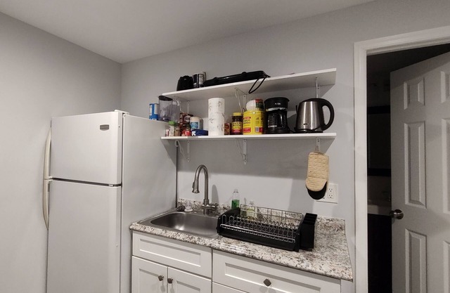 Just Renovated One Bedroom unit