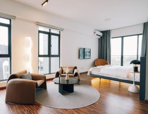 K AVENUE TOWER B by The Pillow House, 5 Minutes to KKIA Airport