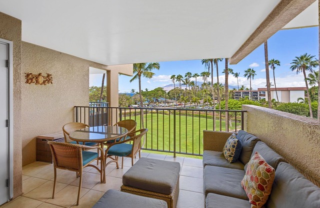 Kamaole Sands 10-307, Ocean View, Large Lanai, Twin Murphy Beds, Split-AC, Wi-Fi