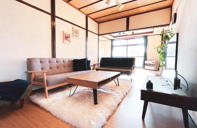 Kamifurano House