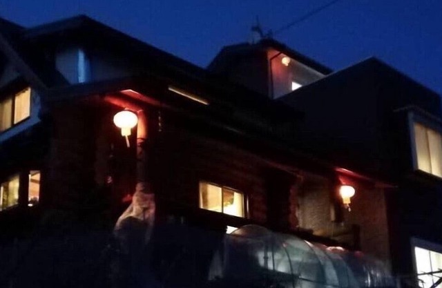 Kamogawa Miyatsuru Sanso, natural farming, raising orachelons and turkeys, souvenirs included.