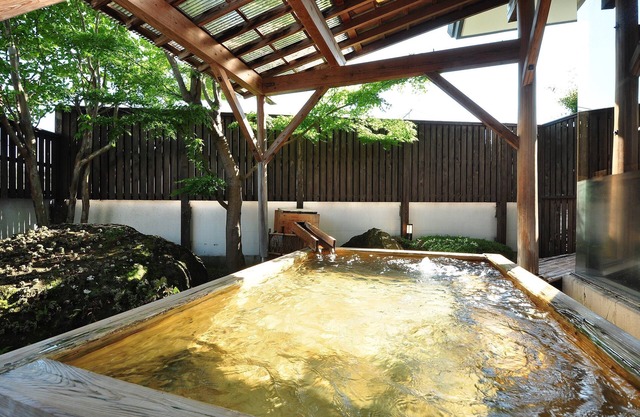 Kansuien Kakuraku