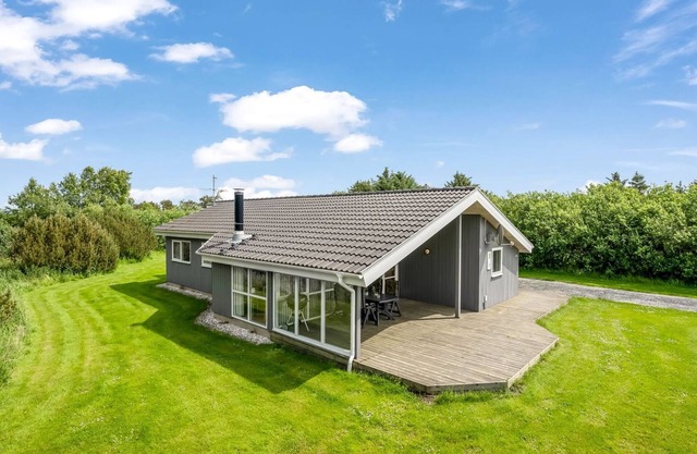 "Karlsefni" - 600m to the inlet by Interhome