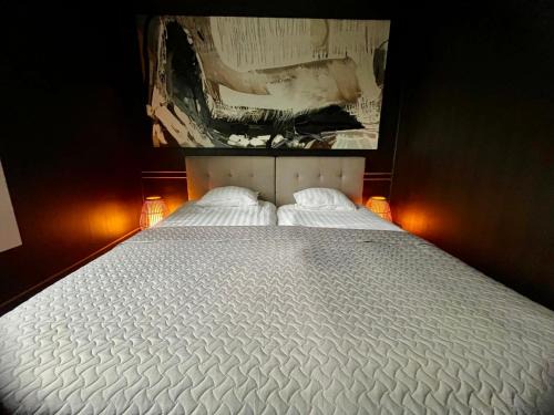 Karula Stay 2 Room luxurious City Apartment
