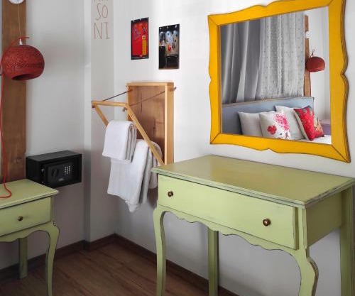 Kasoni Home , Απόλυτα κεντρικό διαμέρισμα μπροστά στη λίμνη