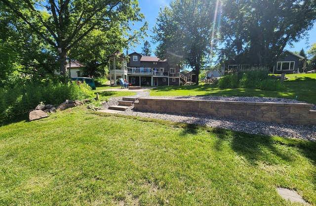Kayaks - Firepit - Dock - Fishing & more!