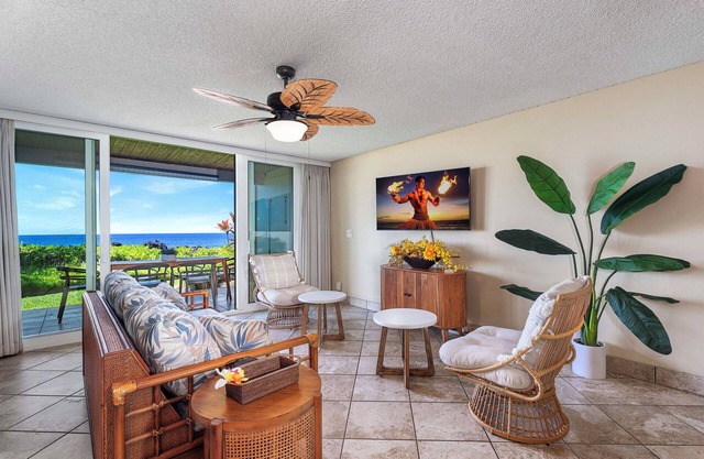 Keauhou Kona Surf & Racquet 1104: Ocean Views, Resort Amenities & Prime Location