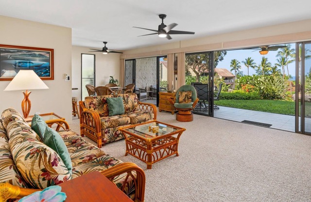 Keauhou Punahele #B108, Ground Floor 2-Bed 2-Bath Garden Views and outdoor Bbq