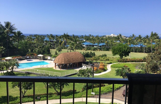Keauhou with gorgeous oceanview and on the 8th hole of Kona Country Club fairway
