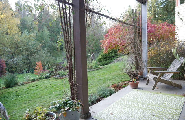 Kellogg Creek Retreat With Beautiful Views and Creek Access