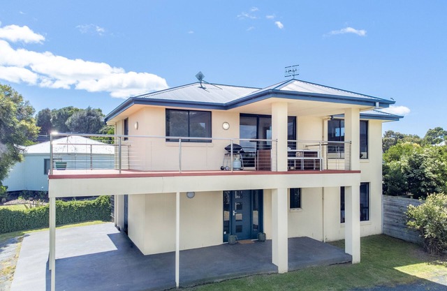 Kelp Freycinet - Pet friendly!