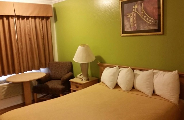 Kelseyville Motel