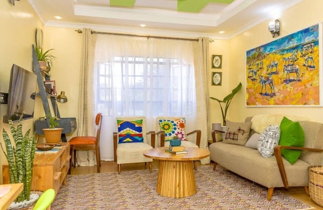 Kenai Stay- artsy 1 bedroom house with private parking