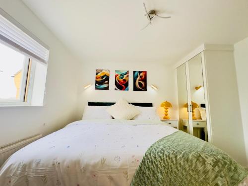 Kensington Bliss - 3 Bedroom House in Colchester