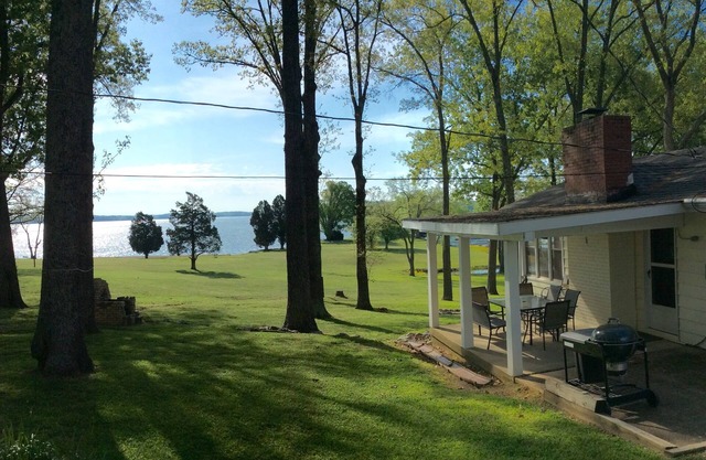 Kentucky Lakefront House with Boat Dock
