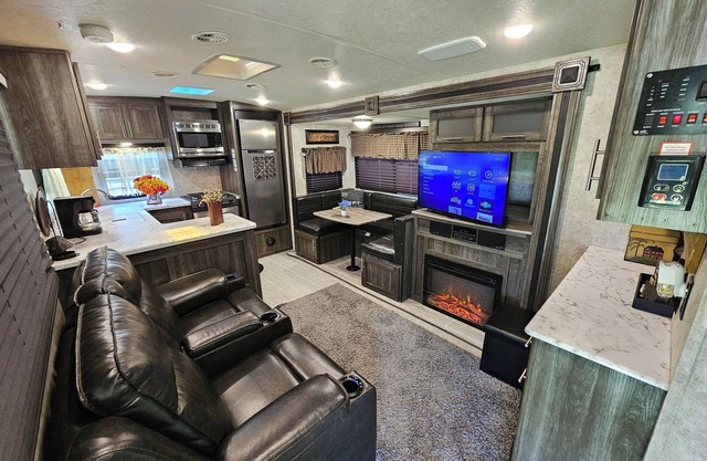Key Lime Resorts - Unit #1 RV Retreat Villa
