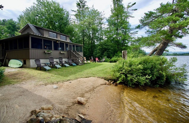Kezar Lake Waterfront Cottage Fully Booked. See our Other Listing, # 305700.