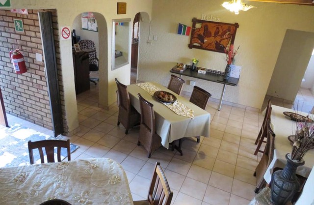Kgatholoha guest house