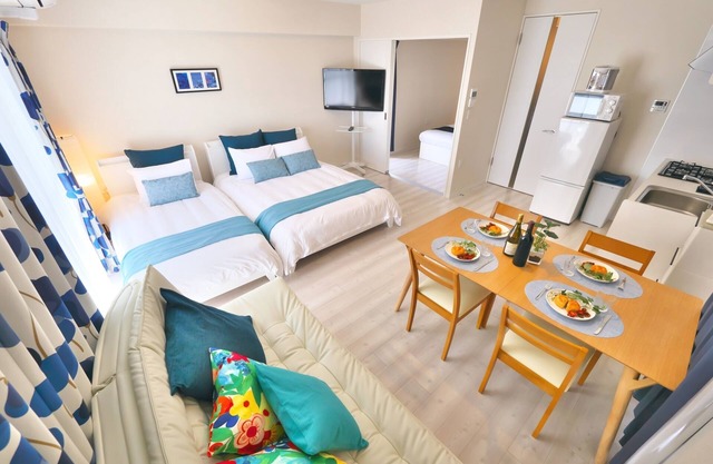Kicon Hotels Fuchsia