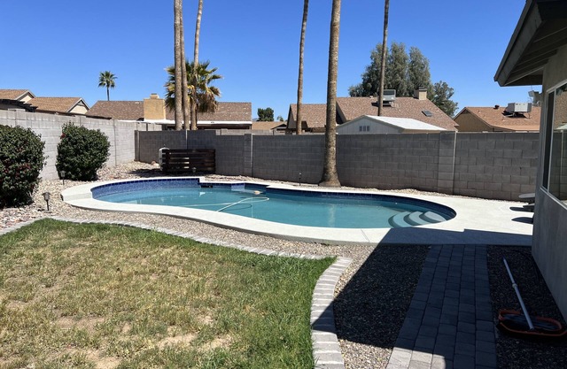 Kierland Oasis a bright getaway with pool near everything North Scottsdale