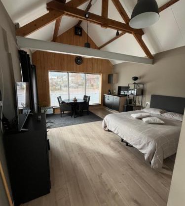 KIMZ Bed & Breakfast