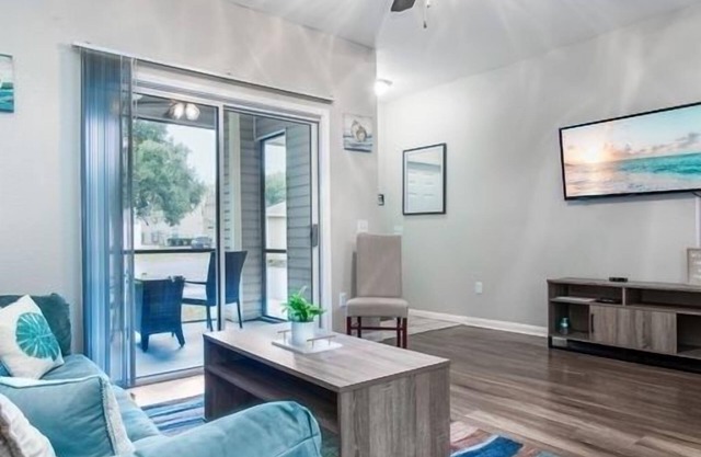 King Bed | Sofa Bed | Work Space | Near Hospitals, College, & Naval Base