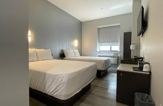 King Hotel Brooklyn Sunset Park