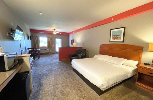 King Hotel Room @ Spring Brook Resort