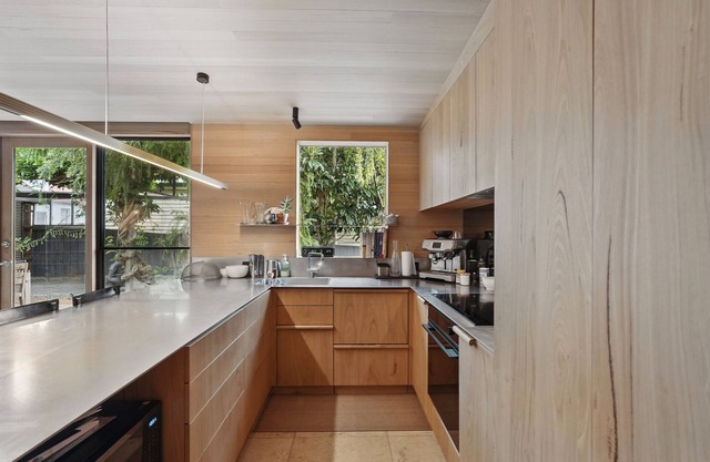 King St Cottage: Central and Stylish