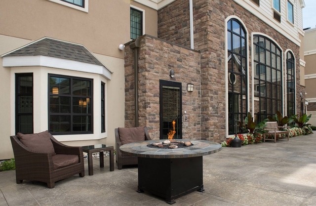 King Studio | Pool & Hot Tub Access
