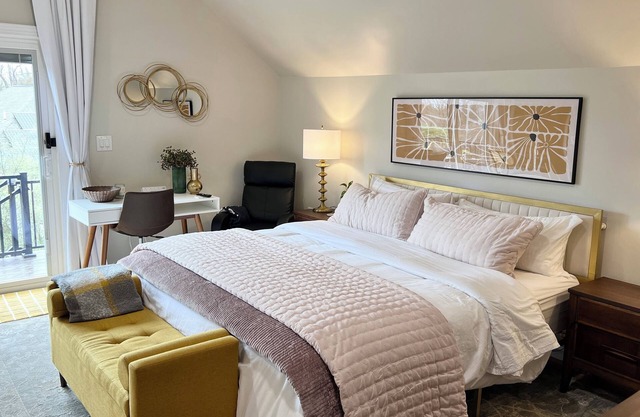 King Suite, Modern Studio Apartment in the Country/Garden State—1hr from NYC