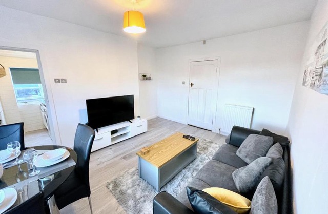Kingsbridge Apartment