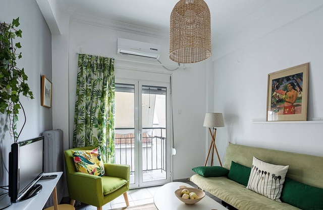 Kipseli's square apartemnt 1 bedroom 2 pers.