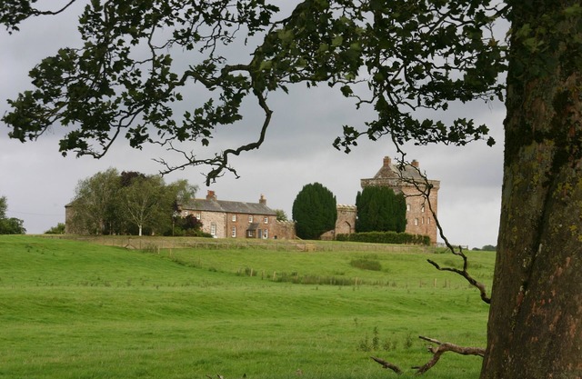 Kirkandrews House. Sleeps 13 in 7 Bedrooms, 5 Bathrooms. Pets allowed