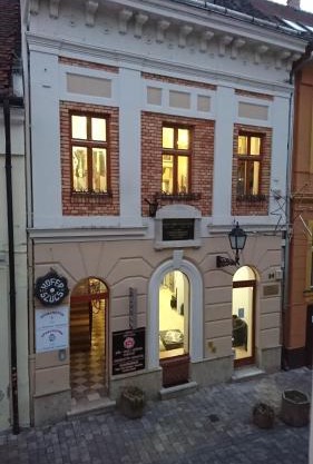 Kisfaludy Sándor Apartman