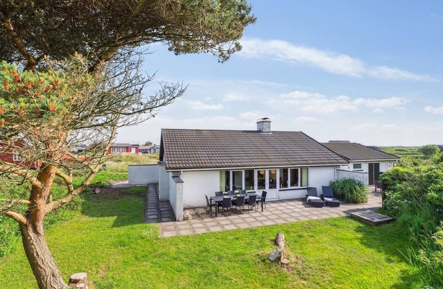 "Kita" - 500m from the sea by Interhome